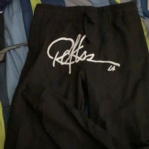 Young and reckless sweatpants